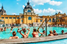 Széchenyi Budapest Spa & Pálinka Museum Gift Package