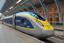 Paris Day Trip by Eurostar with Travelcard Included