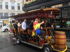 Belfast: City Centre Beer Bike Tour for Two