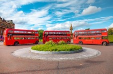 Glasgow: Vintage Bus Tour with Afternoon Tea & Gin